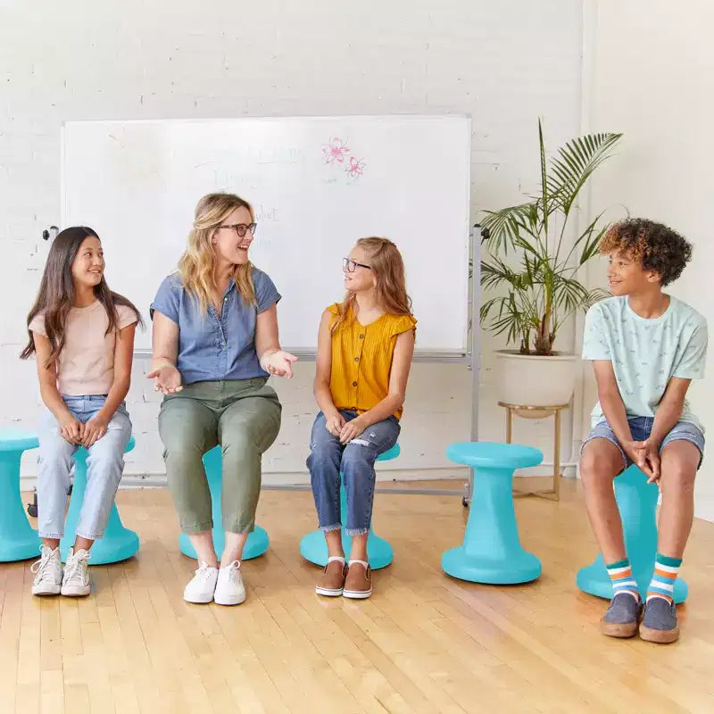 Tabouret à bascule pivotant, hauteur d'assise 45 cm, mobilier de classe