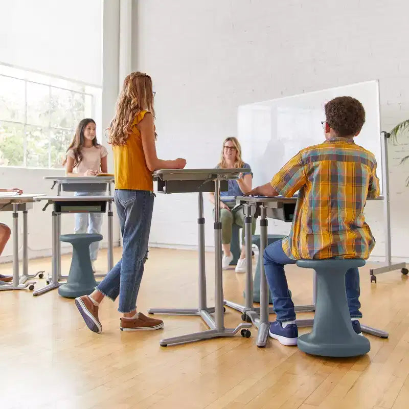 Tabouret à bascule pivotant, hauteur d'assise 45 cm, mobilier de classe