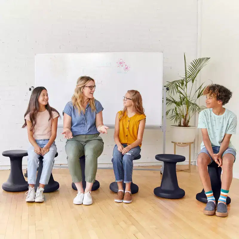 Tabouret à bascule pivotant, hauteur d'assise 45 cm, mobilier de classe